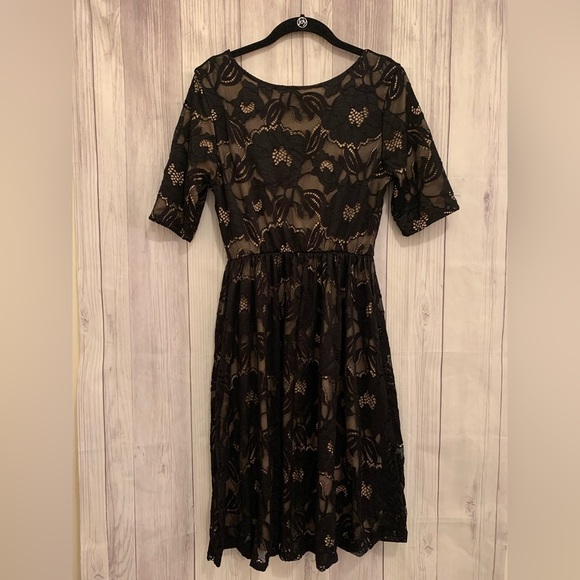 Mikarose Black and Tan Lace Modest Midi Dress Size Small S - Picture 3 of 4